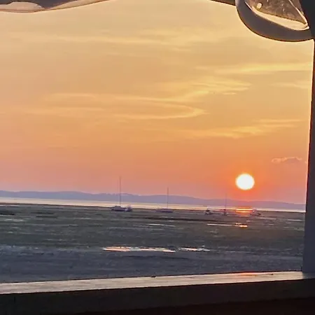 Couette-café Maison De L'amitié Lanton